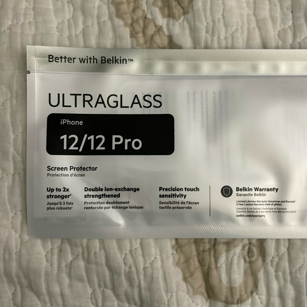 BELKIN ULTRAGLASS 12/12Pro